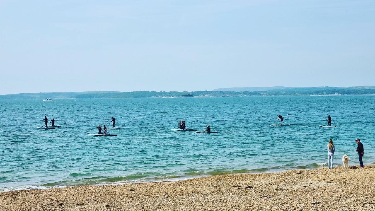 Southsea Escape - Coastal Holiday Apartment - 2 Double Bedrooms Portsmouth Eksteriør billede