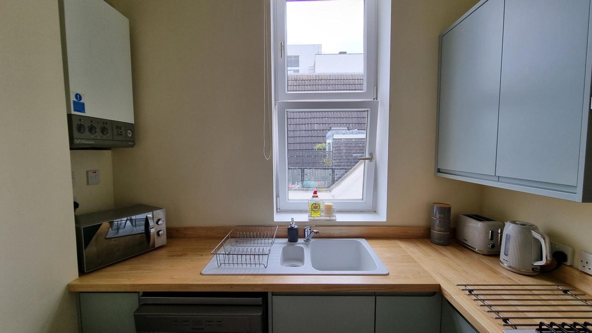 Southsea Escape - Coastal Holiday Apartment - 2 Double Bedrooms Portsmouth Eksteriør billede